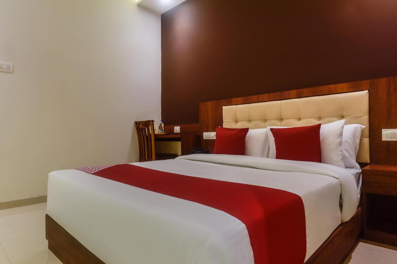 Oyo Shubham Residency Hotel Bhivándi Kültér fotó